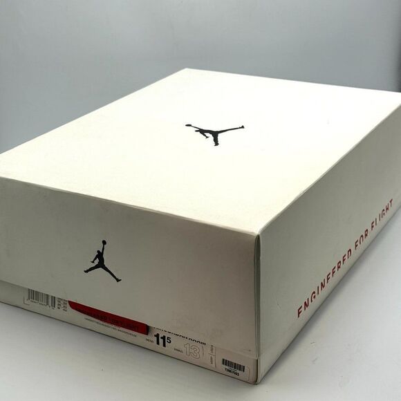 Air Jordan 33 'University Red' - Picture 13 of 14